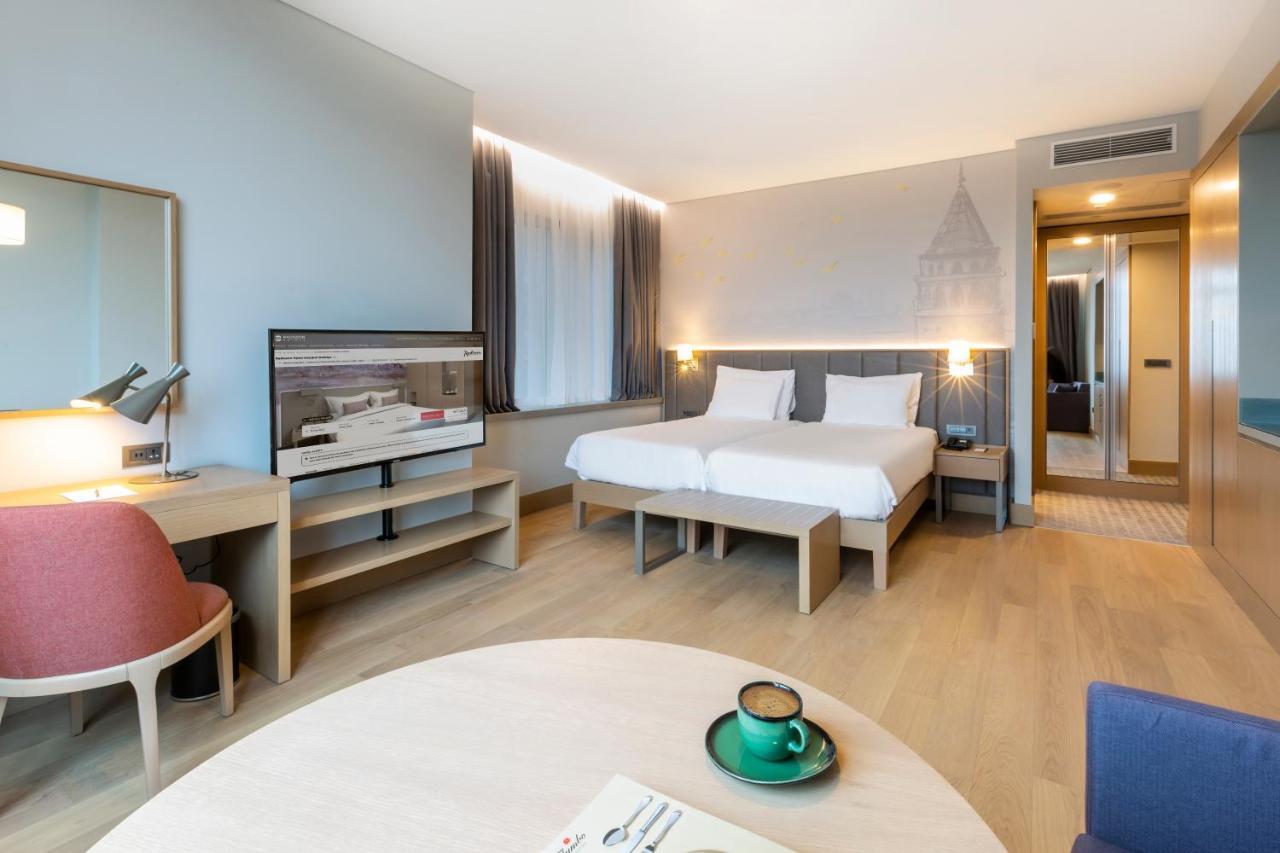 Radisson Hotel Istanbul Harbiye Экстерьер фото