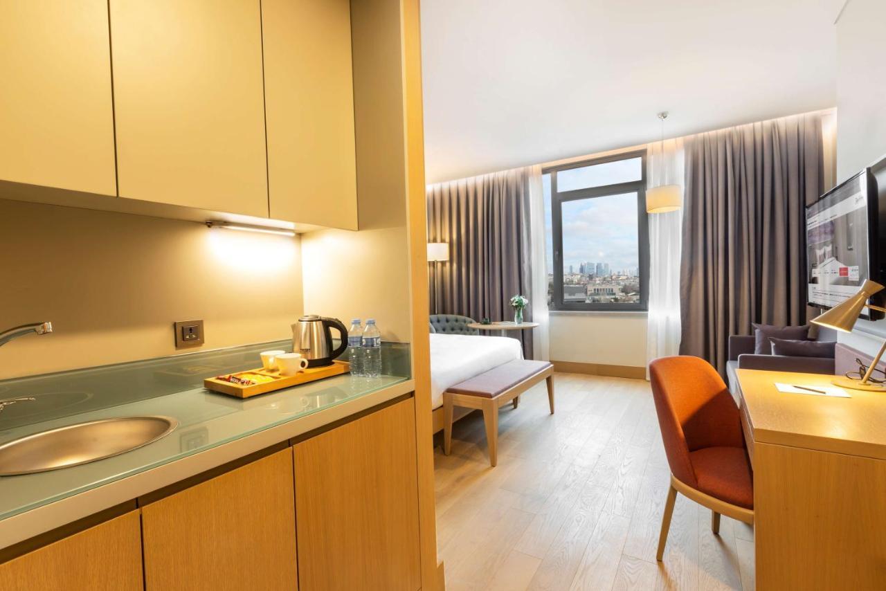 Radisson Hotel Istanbul Harbiye Экстерьер фото