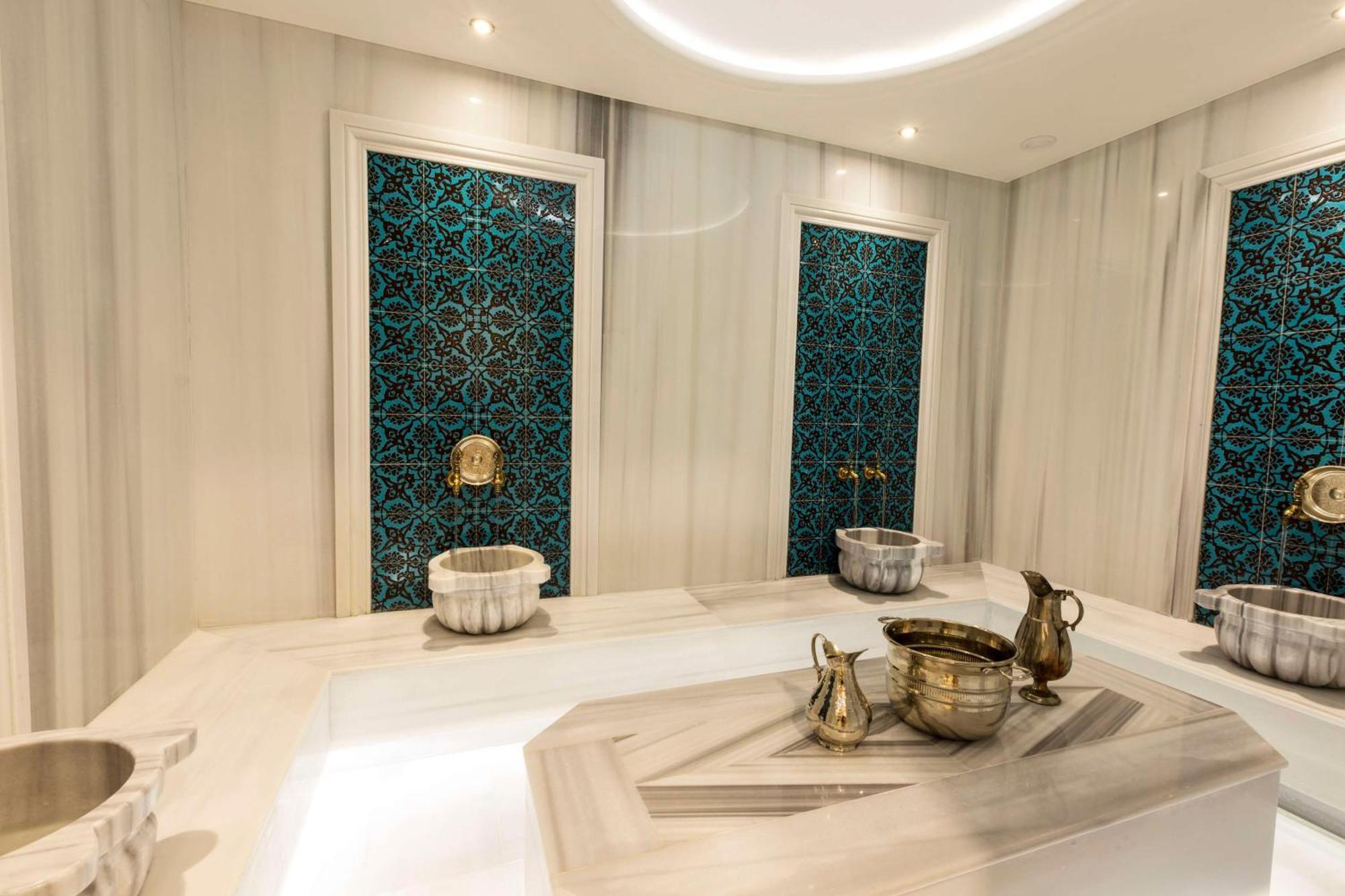 Radisson Hotel Istanbul Harbiye Экстерьер фото
